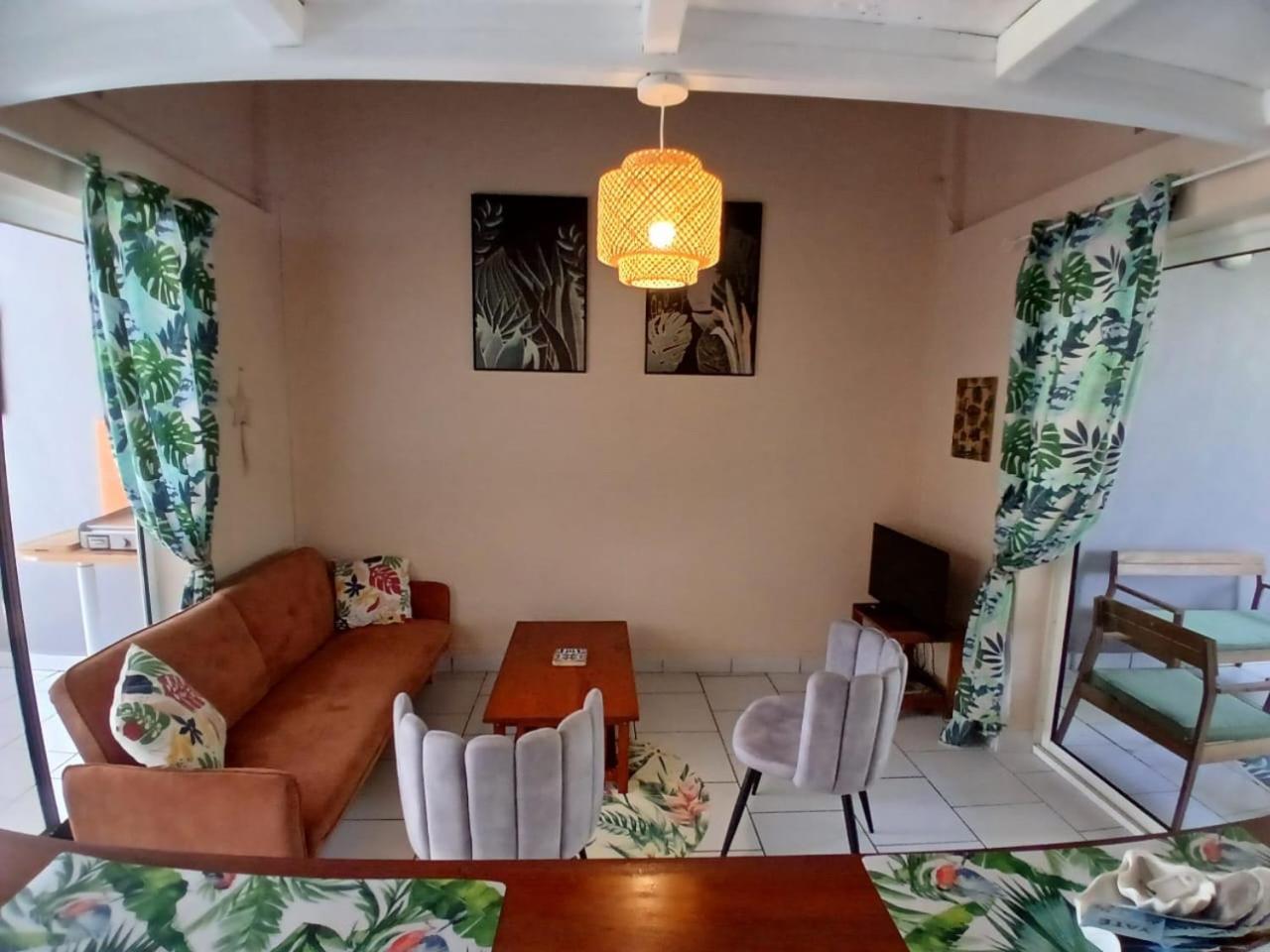 Ti Repos Martinique - Maison Avec Spa ชูลแชร์ ภายนอก รูปภาพ